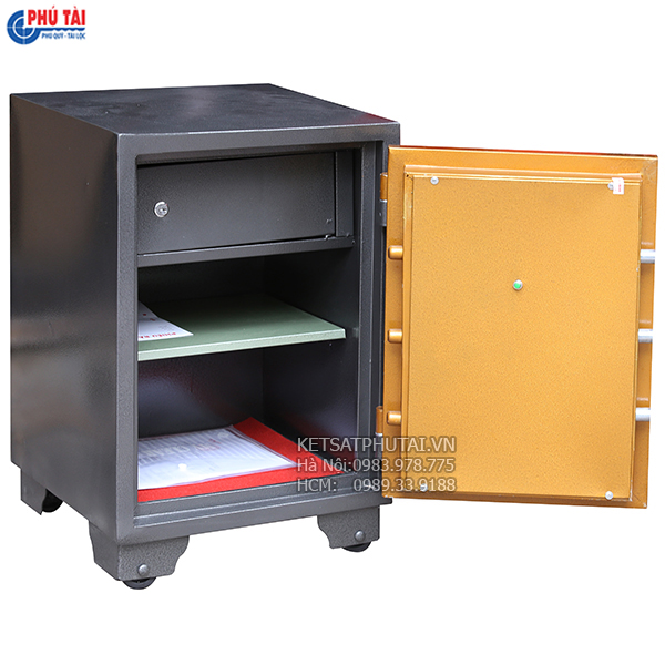 Ben trong Ket sat Kim Bao KBE62 mau vang